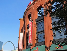 busch 体育场,棒球,网关拱