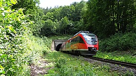 by意思644,铁路隧道,隧道