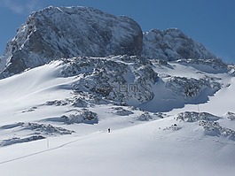 顶石山,穷乡僻壤skiiing,雪