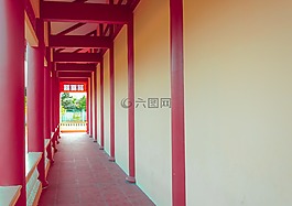 首页,老房子,服装