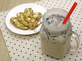 玻璃果冻,黄豆,仙草豆浆
