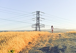 权力,实用工具,极点