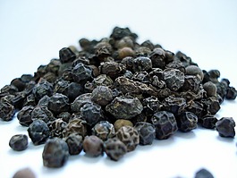黑胡椒,辣椒