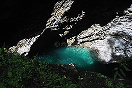 峡谷,清除,清澈的水