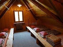 床垫营,山上的小屋,大容量存储