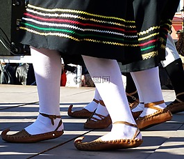 bőrsarú,传统服饰,舞蹈