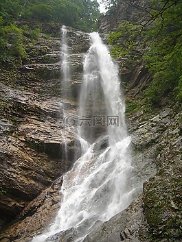 这艘船,暑假,束草市
