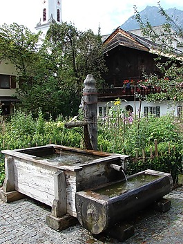 村庄喷泉,喷泉,木材喷泉
