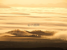 日出之雾,早上,山