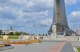 齐奥尔科夫斯基,空间纪念碑的征服者,胡同宇航员