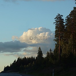 芬兰,在路上,黄昏