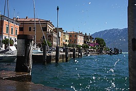 端口,水,村