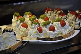 吐司,zwieback,香蒜酱