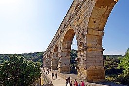 法国南部,自由旅行,波恩