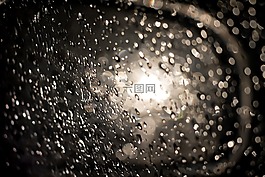 光,非,雨水
