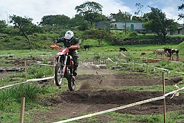 电单车司机,摩托车越野赛,轨道