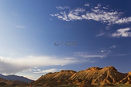 丹霞,蓝天,白云