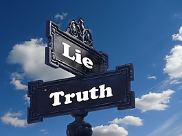真相,谎言,路牌