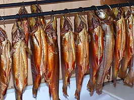char,烧焦,fischraeucherei