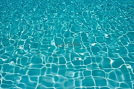 池,水,闪闪发光