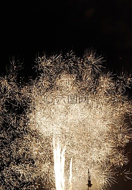 烟花,巴伦西亚,失败