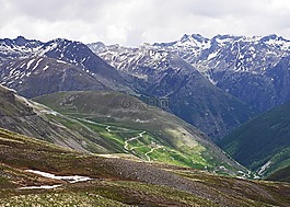 最高的高山通行证,col de la bonette,蛇纹石