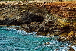悬崖,岩质海岸,海蚀洞