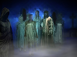 死亡索赔,幻想,舞台设计