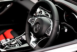 梅赛德斯c63,方向盘,车