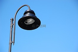 蓝色,多云,灯笼