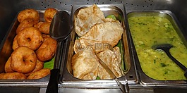 vada-poori-马铃薯西米露,藏匿于落选,poori