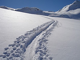 穷乡僻壤skiiing,冬季登山,冬季运动