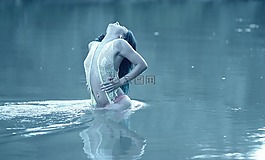 女孩,水,议案