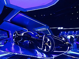 特隆,茶,汽车