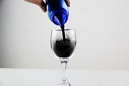 碳粉,玻璃杯,高脚杯
