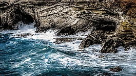 岩质海岸,海蚀洞,波