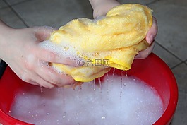 朴子斗,抹布,肥皂水