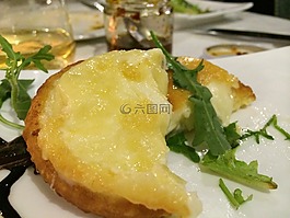 波萝伏洛,烤,意大利