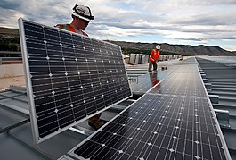 太阳能电池板,安装,工人
