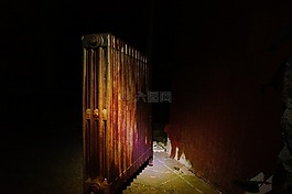 散热器,被遗弃,老