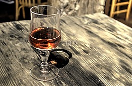 科涅克白兰地,葡萄酒,酒杯