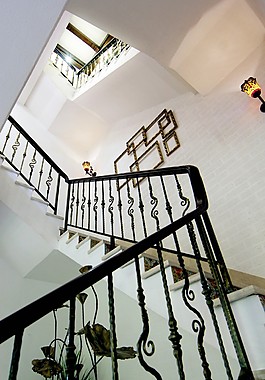 田园风时尚楼梯背景墙设计图