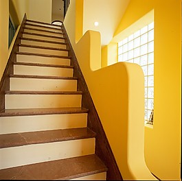 田园风时尚楼梯背景墙设计图