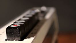 老式单选按钮（拉焦点）