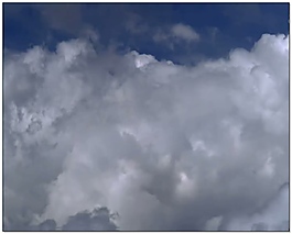 天蓝云朵视频素材