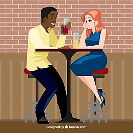 笑脸情侣喝一杯