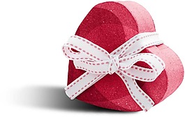 手绘心形礼盒元素