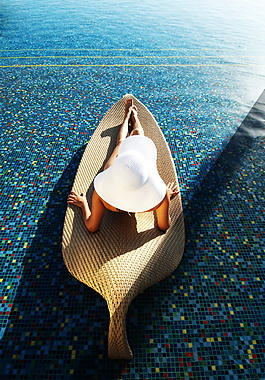 马尔代夫海滩旅游海报背景设计